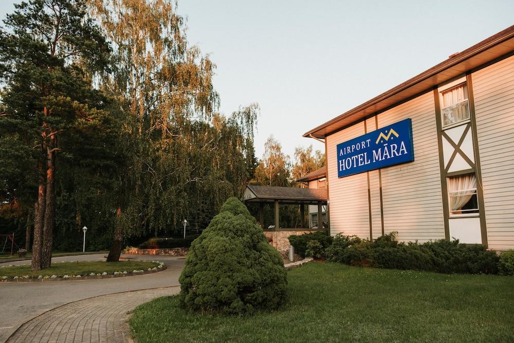 Airport Hotel Mara Рига Экстерьер фото