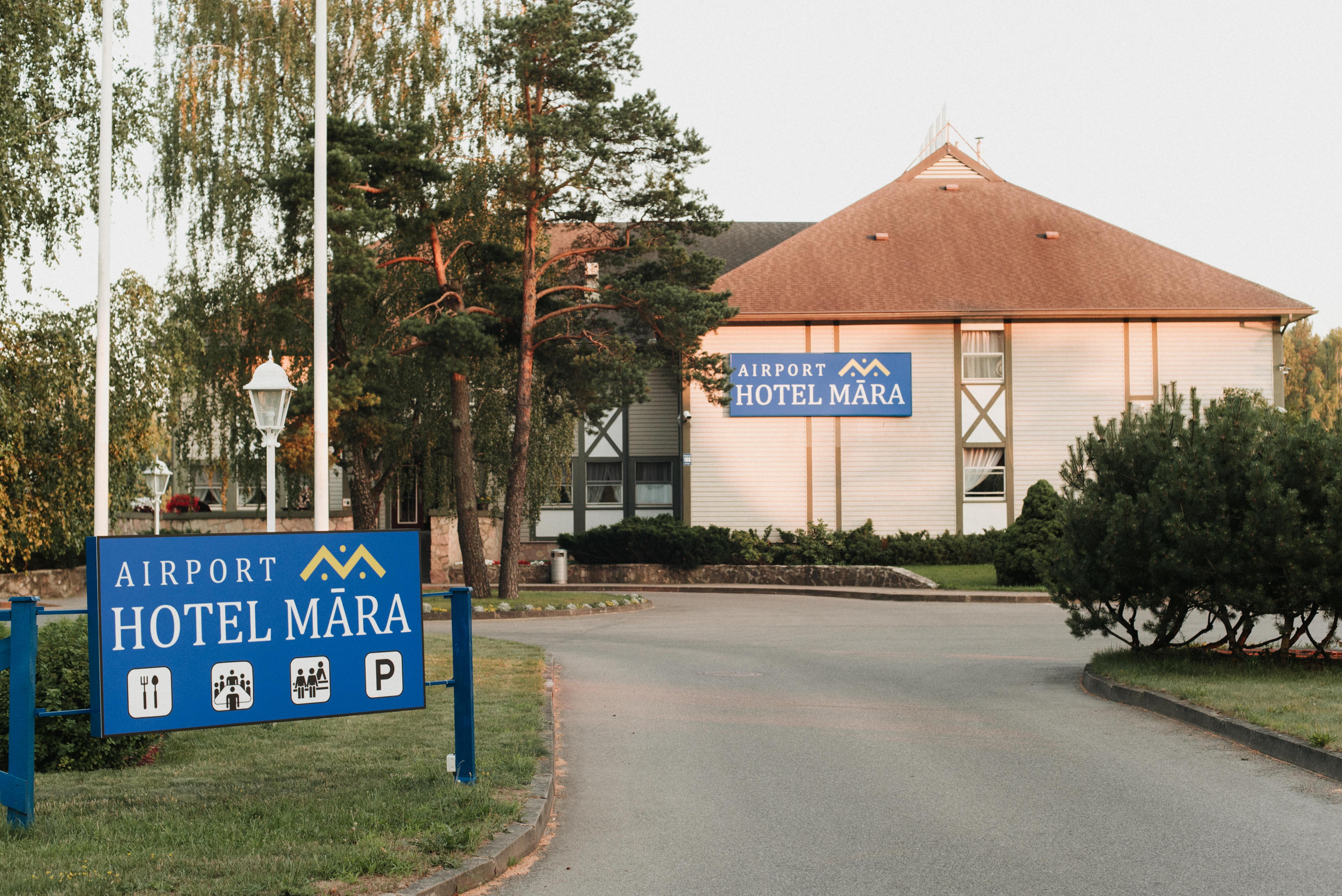 Airport Hotel Mara Рига Экстерьер фото