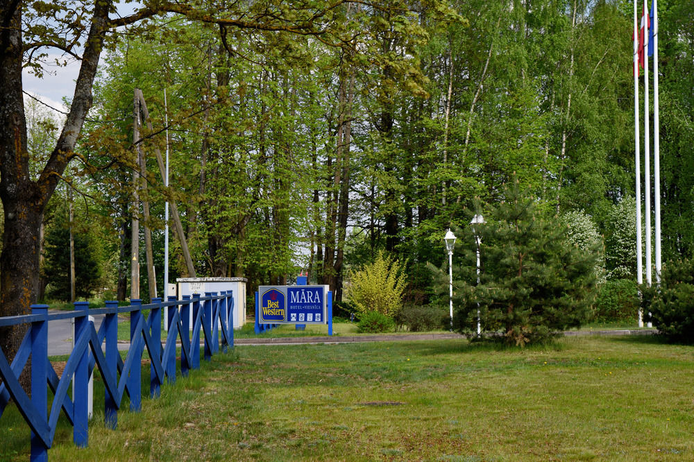 Airport Hotel Mara Рига Экстерьер фото